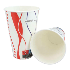 Weißer Kaltgetränkebecher 250ml mit rot-blauer Retro-Spirale - Gruppe